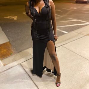Black Formal Dress! High side split. Beautiful cut top.